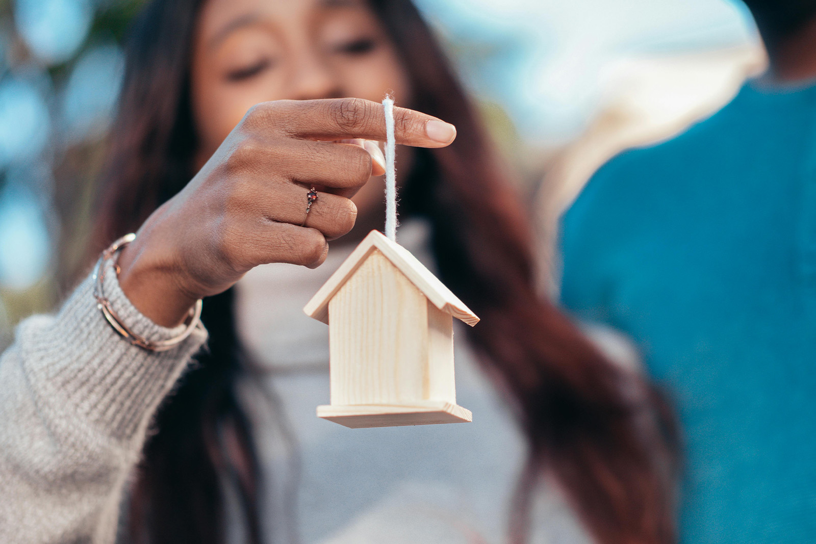 Can I Use a Guarantor on My Rental Application?